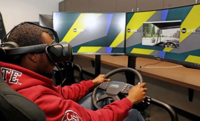 映维日报:Meta发布第三代“分割一切”模型,新AR技术可将任意表面变为键盘