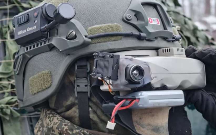 俄军用胶带改装VR夜视镜，已斩落数百架无人机