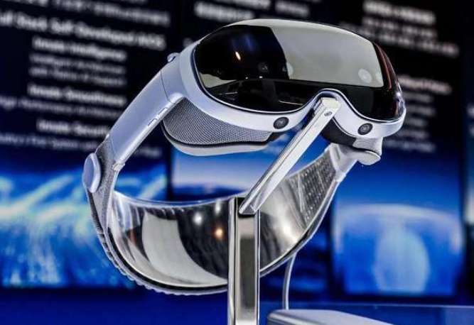 映维日报：传vivo叫停AI眼镜项目，苹果发布沉浸式纪录片《Top Dogs》