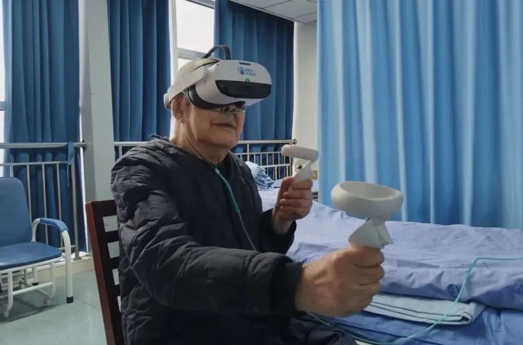 映维日报:Meta称Quest VR游戏不会再有“烧钱红利”,谷歌展示Android XR原型眼镜