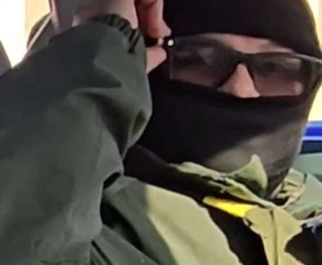 特朗普政府特工戴Meta AI眼镜引争议