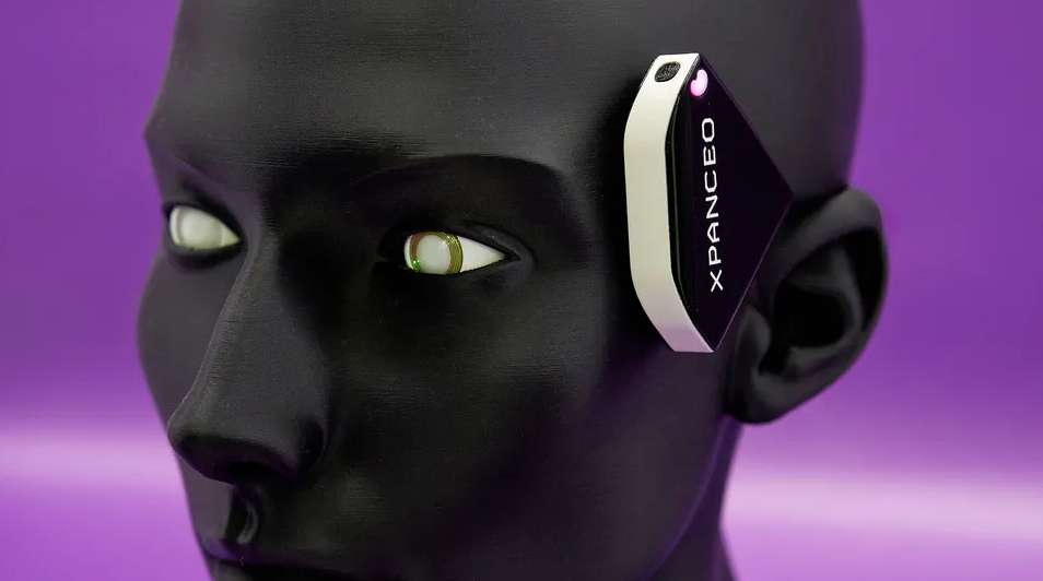XPANCEO：2027年初展示首款全集成智能隐形眼镜原型
