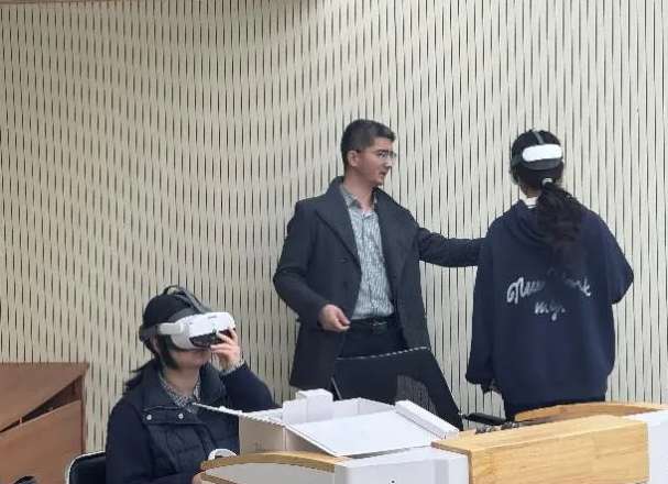 河北经贸大学工商管理学院用PICO探索VR与人才测评融合