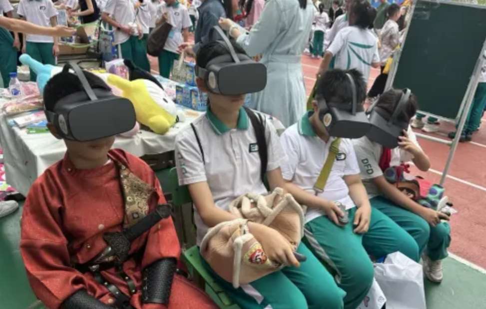 PICO头显助力广州中小学VR沉浸式科普教育
