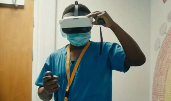 英国研究引入PICO头显,证实VR可安全用于脑伤及脊伤康复