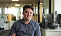 Palmer-Luckey-thumb-standard