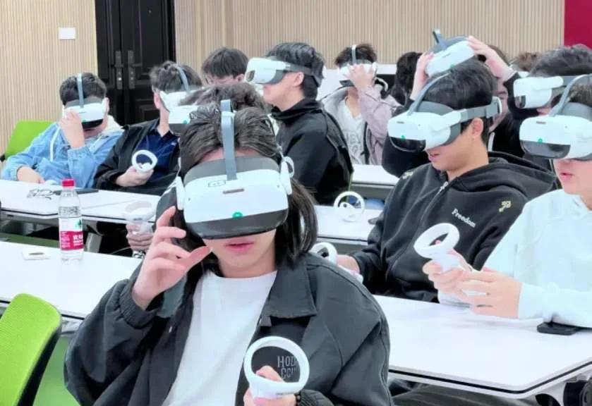 映维日报：Meta CTO再强调未放弃VR，Magic Leap要为OEM提供一站式波导集成