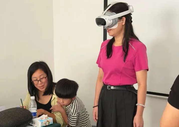 映维日报：Meta AI眼镜惹众怒，Mod让《旷野之息》变身VR游戏