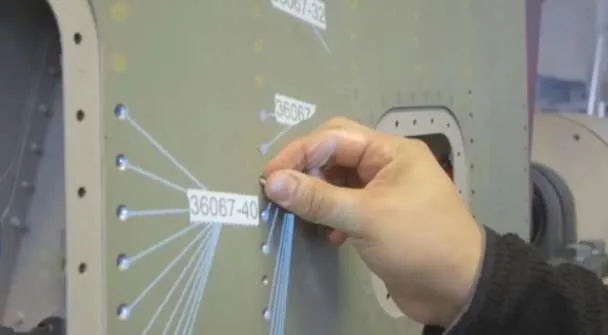 3D数据与增强现实：航空航天制造效率提升的新路径