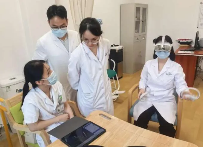 泰康之家桂园康复医院引入PICO头显，打造VR认知康复新防线