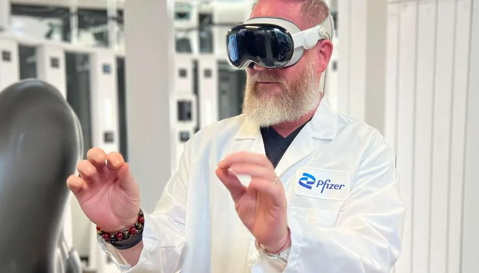 辉瑞推出Apple Vision Pro沉浸式体验，以空间计算讲述抗癌创新故事