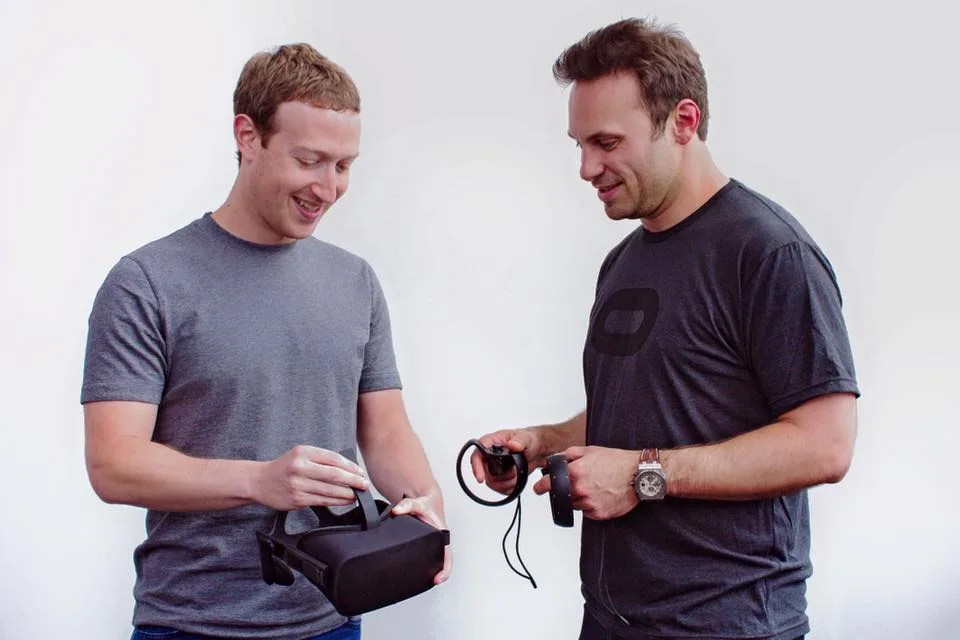 马克·扎克伯格在Facebook上解释“虚拟现实”