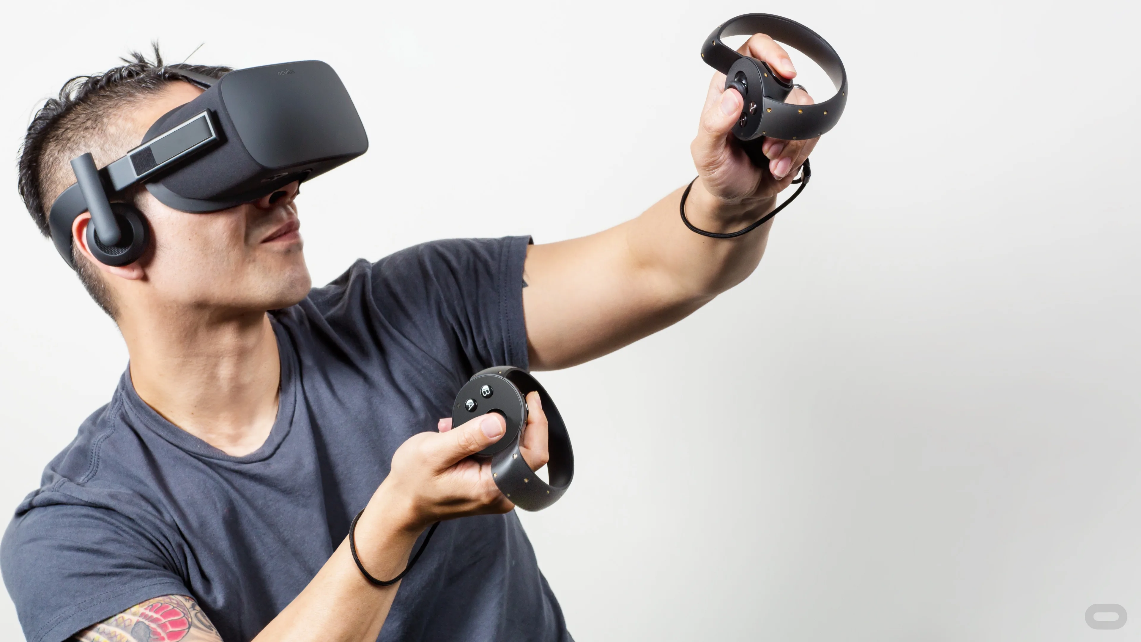 下一代Oculus Rift或许可以让你在VR里看见自己的手