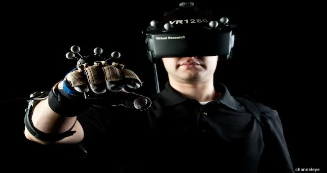 虚拟现实先驱Tom Furness加入Envelop VR