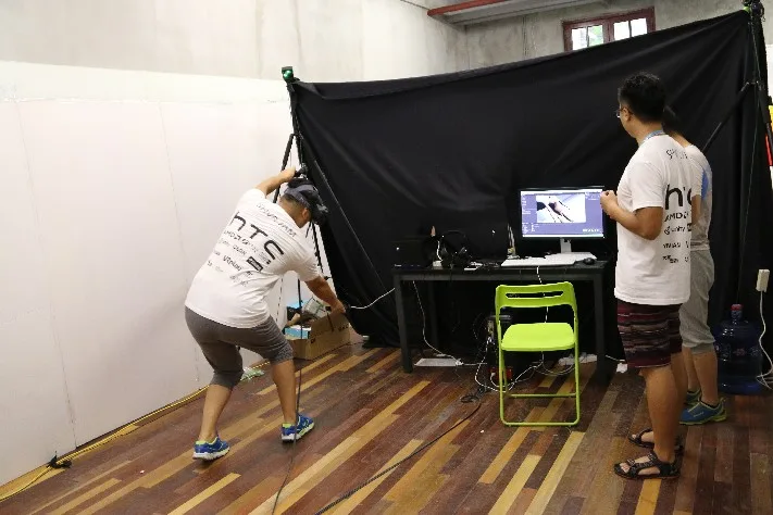 上海 HTC Vive  虚拟现实马拉松赛现场组图