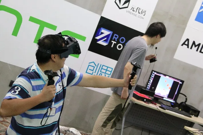 上海 HTC Vive  虚拟现实马拉松赛现场组图