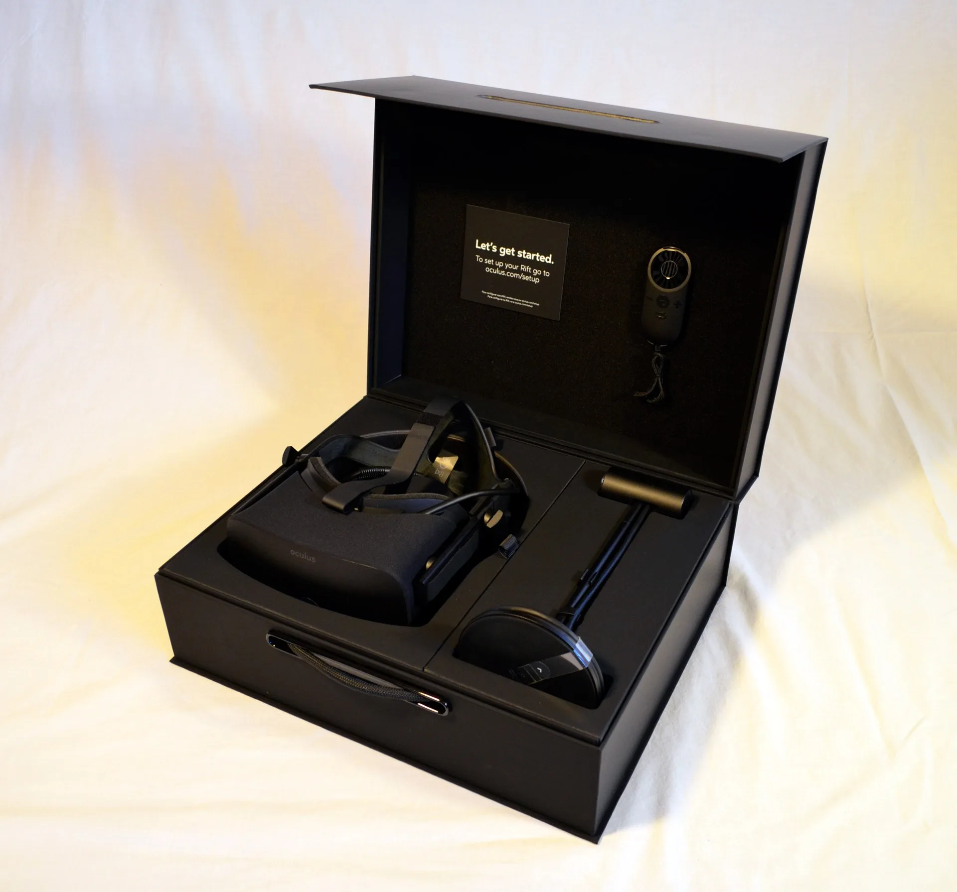 消费者版Oculus Rift开箱 高清大图赏欣
