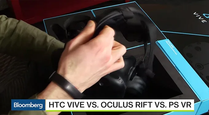 一睹HTC Vive消费者版开箱风采