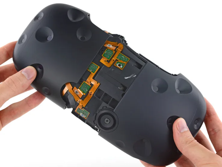 虚拟现实设备HTC Vive被iFixit完全肢解