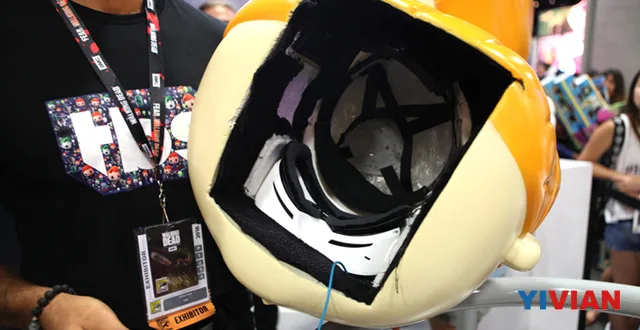 探索柯南秀 这是最大最卡通的Gear VR头显
