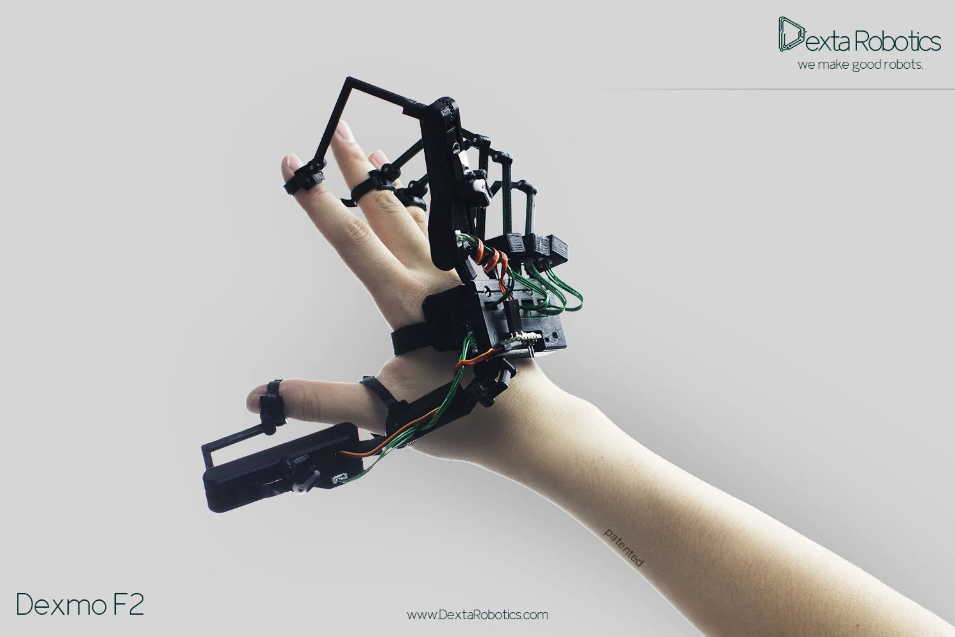 真实力反馈 Dexta Robotics正创造VR手部交互的未来