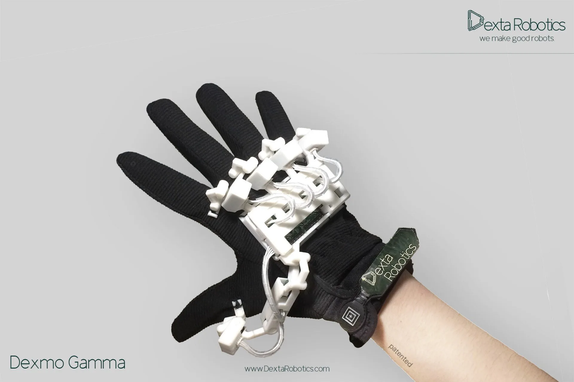 真实力反馈 Dexta Robotics正创造VR手部交互的未来