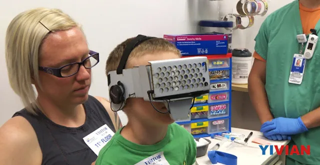 医院用VR帮助小孩忘记打针的瞬间痛疼