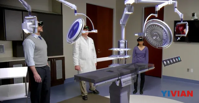 医疗技术公司Stryker用HoloLens设计手术室
