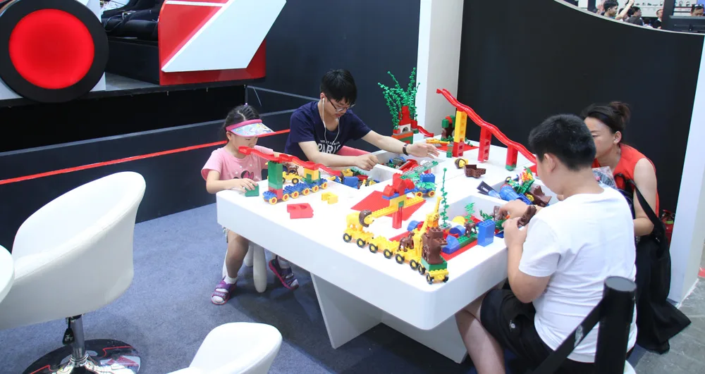 超级队长再创VR娱乐新模式，正式发布小凯乐园