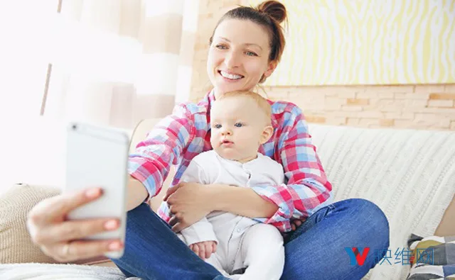 你子女未来的童年生活：与AI为友，以VR为师