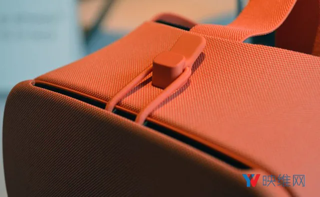 新谷歌VR如何？上手体验Daydream View + Pixel 2