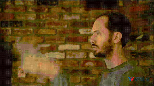 更直观舒适，这些VR头显及控制器的人体工学设计值得借鉴