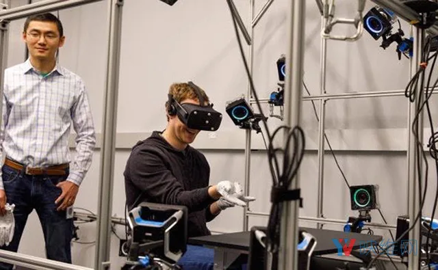 专利显示:Oculus欲通过触觉反馈手套感知“皮肤拉伸”,实现逼真触觉反馈