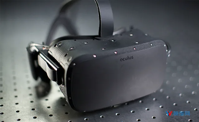Oculus分享Half Dome三年研发历程与核心技术，剑指颠覆VR行业