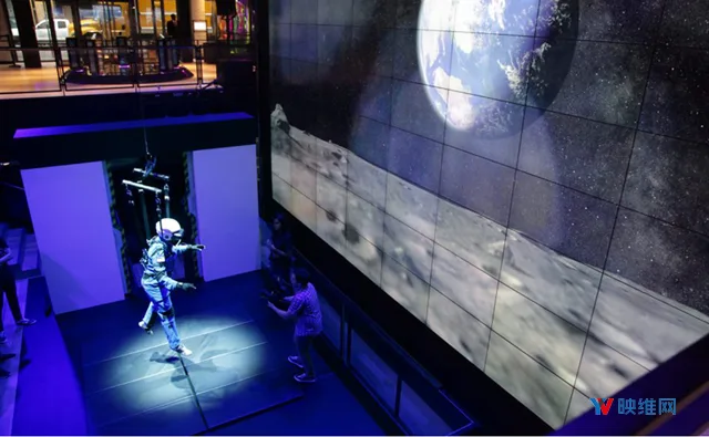 三星与NASA合作，推出月球重力VR体验，感受月球上行走，激励下一代宇航员