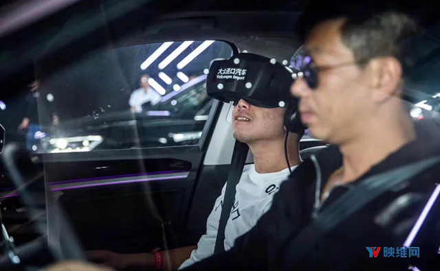 诺亦腾联合Framestore演示大众途锐VR试驾，一次六辆汽车，四倍于真实速度