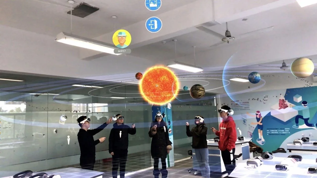 影创科技荣膺《人民邮电》报5G创新先锋奖