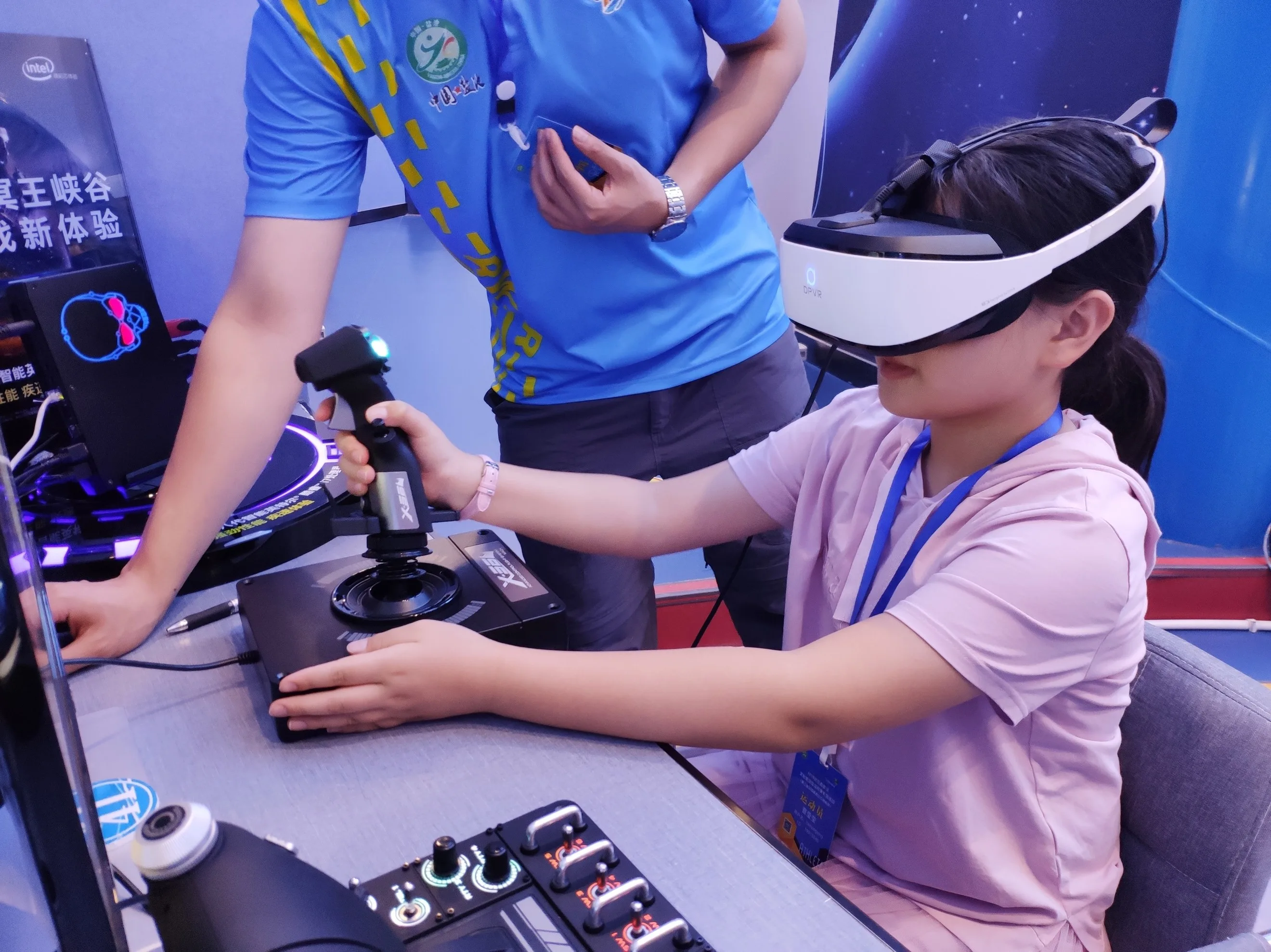 大朋VR助力全国模拟飞行锦标赛，圆了279个“航天梦”