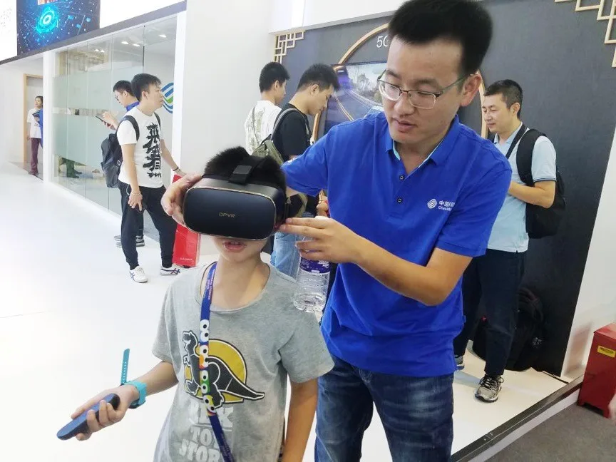 中国移动携手大朋VR共同亮相世界人工智能博览会