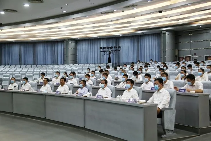 2021微型显示光学技术大会在山东举行