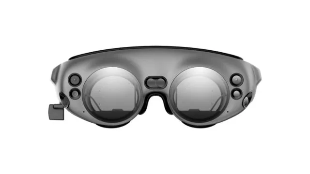 Magic Leap 2真机图流出，控制器配备多个摄像头，或支持独立内向外追踪