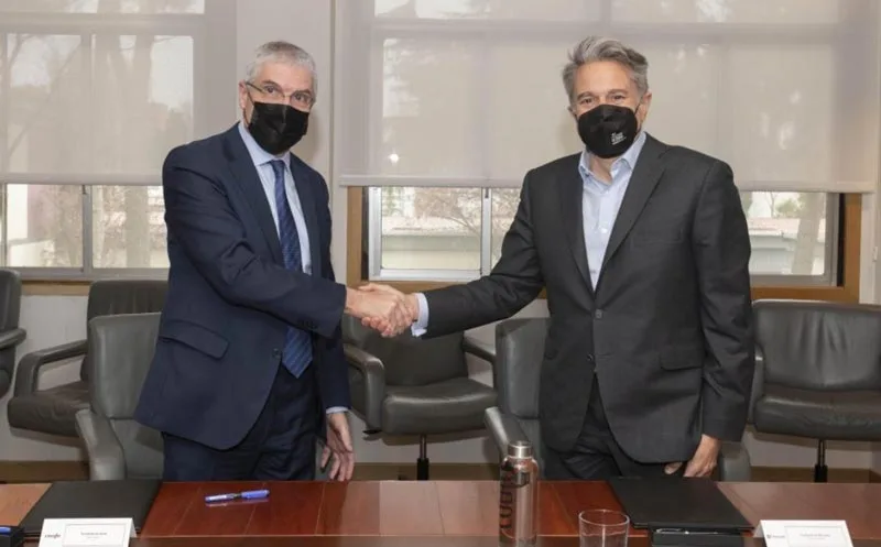 与微软合作,西班牙国家铁路公司探索基于HoloLens 2的铁路维护MR解决方案