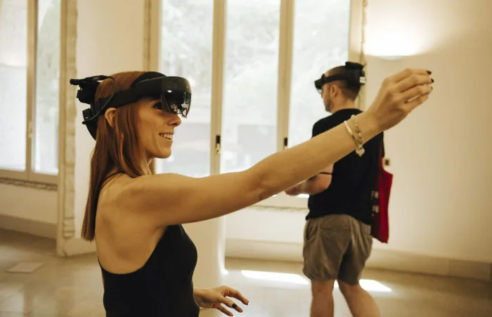 西班牙米拉之家用HoloLens 2帮助公众探索著名建筑家高迪的建筑作品魅力