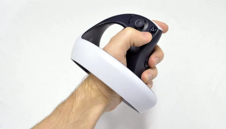 PS VR2上手体验：显示、眼动、控制追踪、触觉反馈、内容生态等