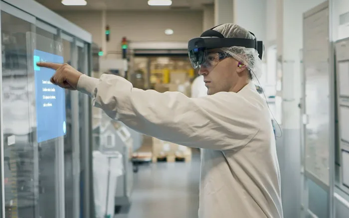 药厂赛诺菲全球部署HoloLens 2 混合现实服务，变革员工培训，大大提高效率