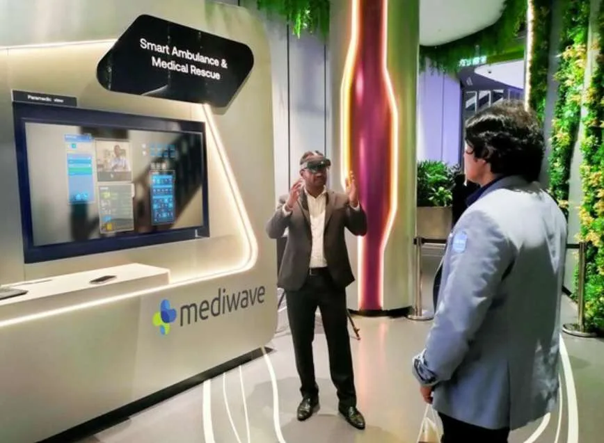 Mediwave亮相基于微软HoloLens的智能互联救护车