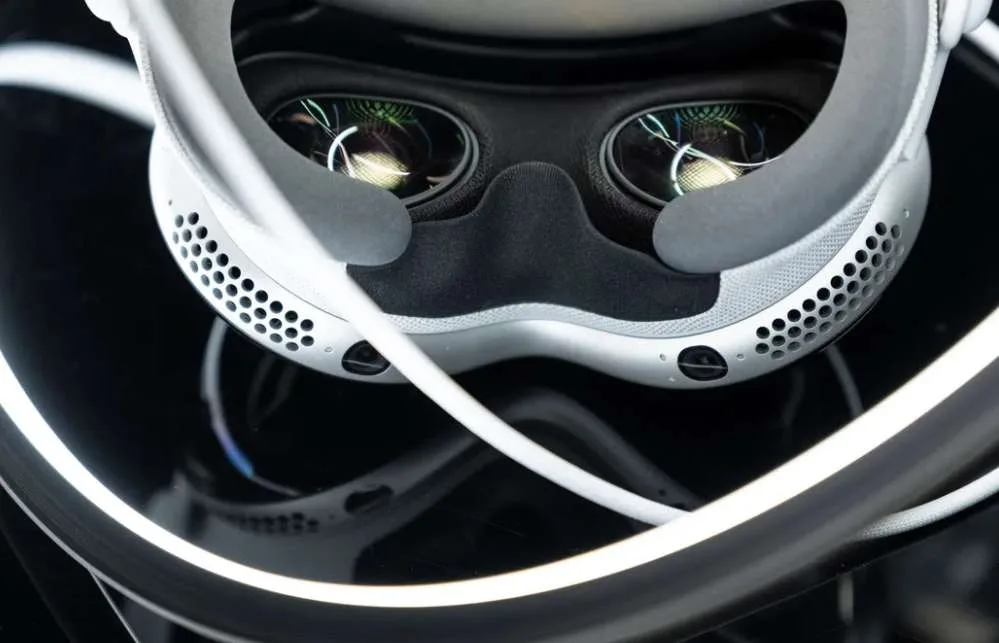 TheVerge 十年AR/VR媒体人深度分享Vision Pro体验手记