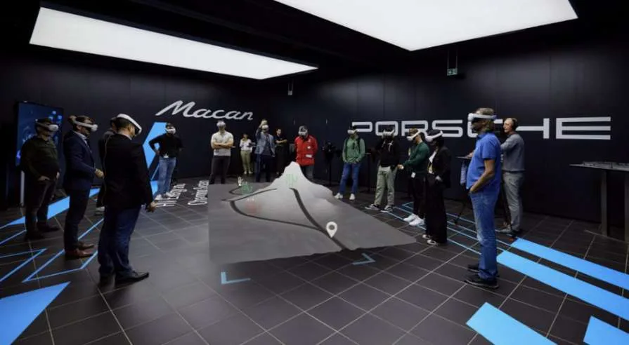 保时捷用VR/MR技术创新Macan车展演示体验
