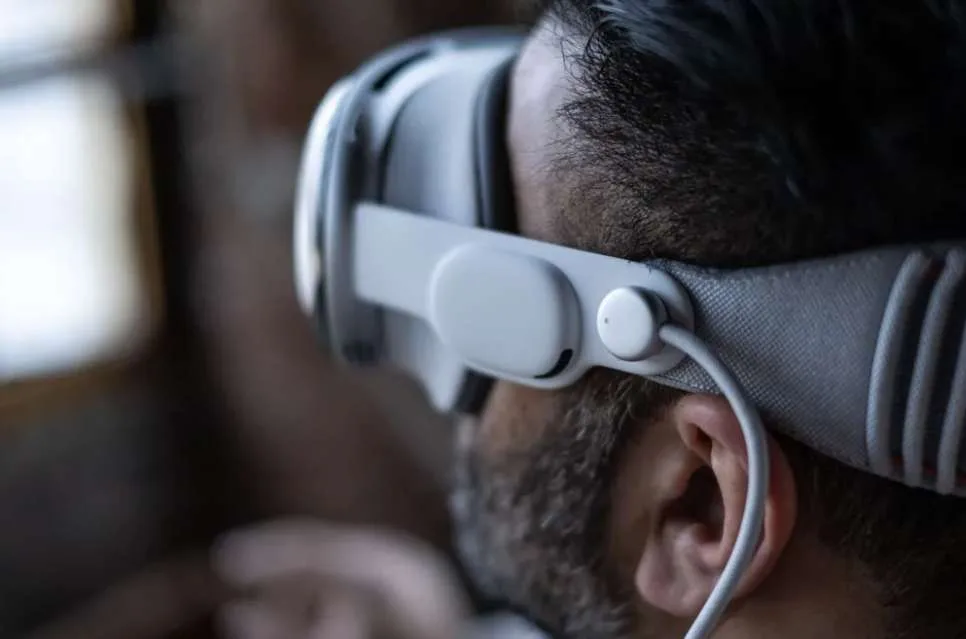TheVerge 十年AR/VR媒体人深度分享Vision Pro体验手记