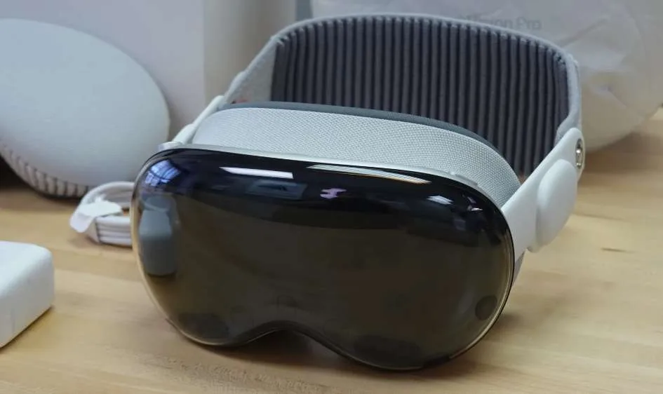 社区分享Apple Vision Pro开箱视频与图片
